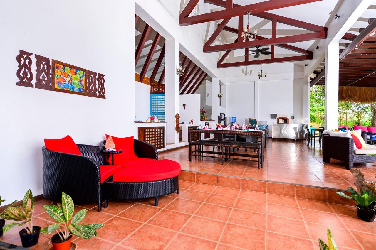 Anda Cove Beach Resort Bagian luar foto